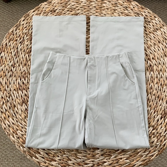 Vuori Meta Wide Leg Pant - Picture 7 of 16